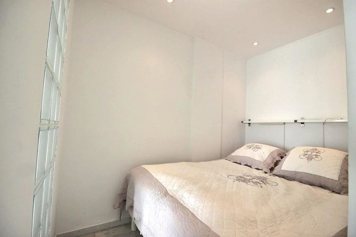 Image No.5-Apartment for sale