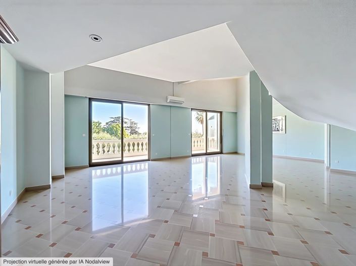 Image No.10-3 Bed Apartment for sale