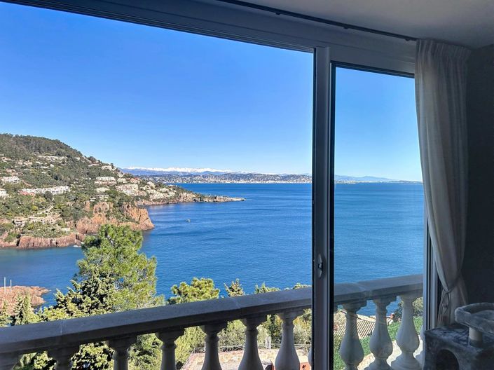 Image No.25-3 Bed Apartment for sale