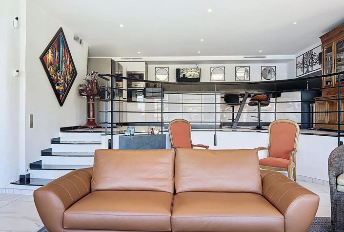 Image No.6-3 Bed Apartment for sale