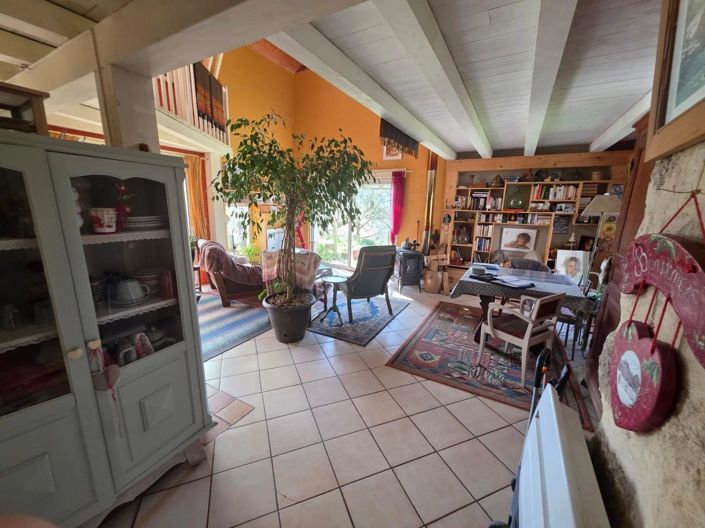 Image No.9-House for sale