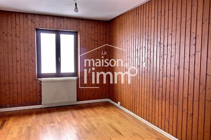 Image No.11-House for sale