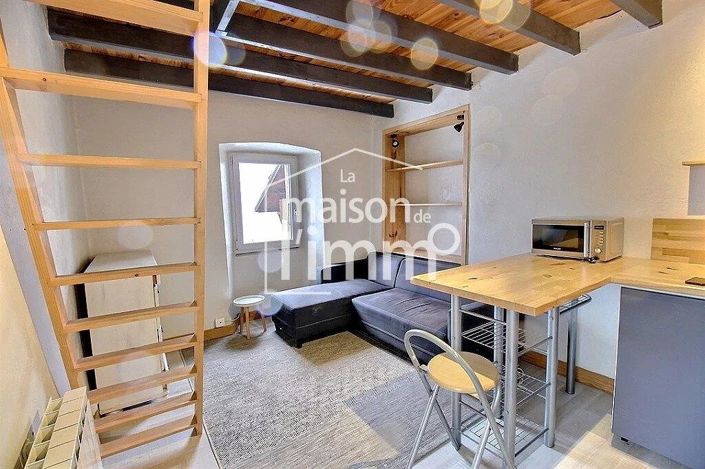 Image No.5-House for sale