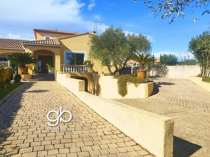 Image No.12-4 Bed House for sale