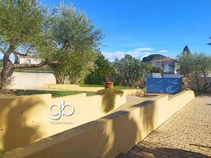 Image No.14-4 Bed House for sale