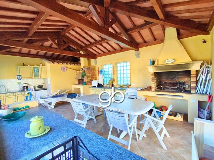 Image No.17-4 Bed House for sale