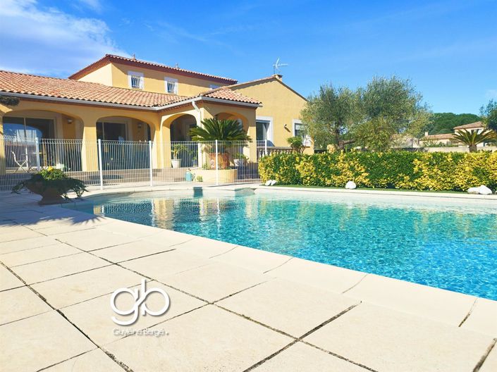 Image No.2-4 Bed House for sale