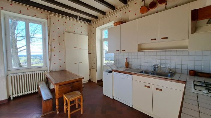 Image No.13-6 Bed House for sale