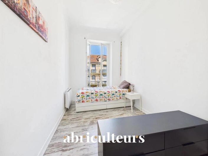 Image No.7-3 Bed Apartment for sale