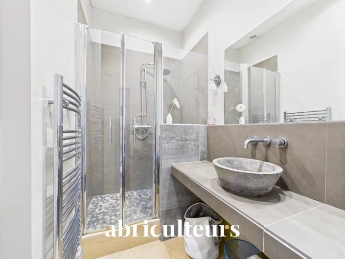 Image No.8-3 Bed Apartment for sale