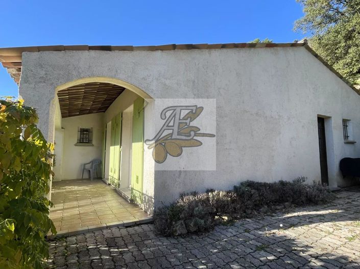 Image No.16-3 Bed House for sale