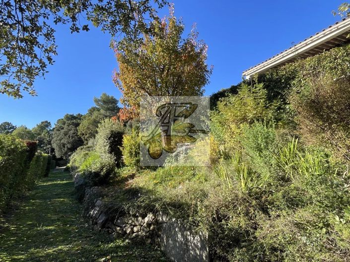 Image No.19-3 Bed House for sale