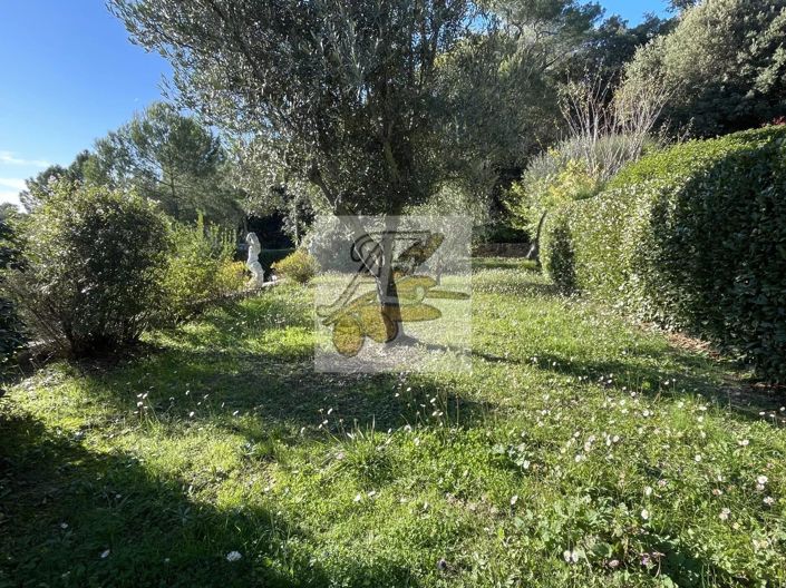 Image No.24-3 Bed House for sale