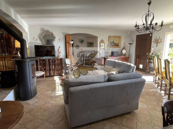 Image No.30-3 Bed House for sale