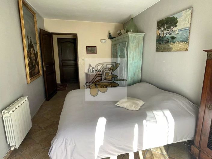 Image No.45-3 Bed House for sale