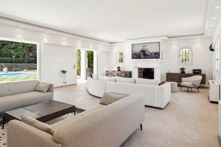 Image No.3-5 Bed House for sale