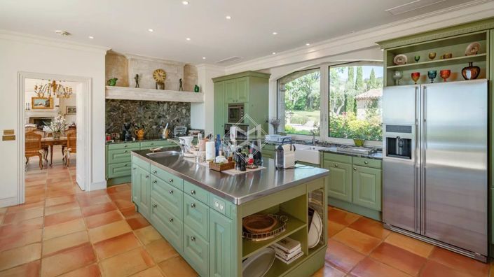 Image No.23-6 Bed House for sale