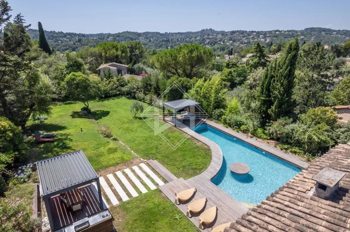 Image No.9-5 Bed House for sale