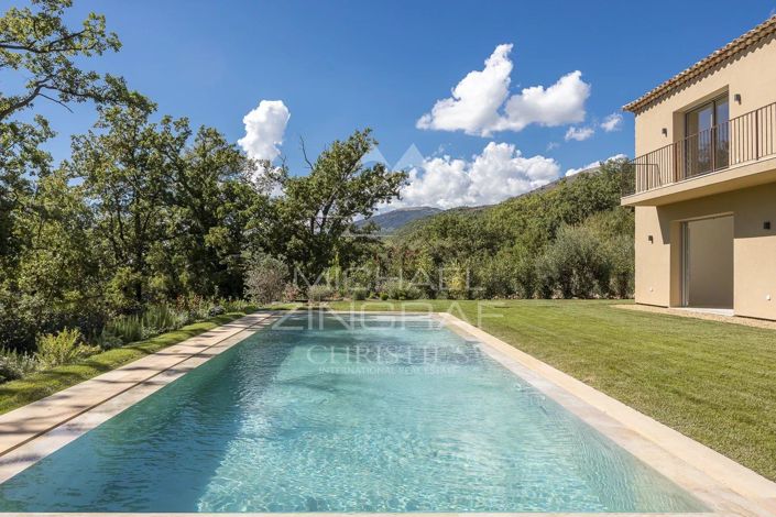 Image No.2-4 Bed House for sale