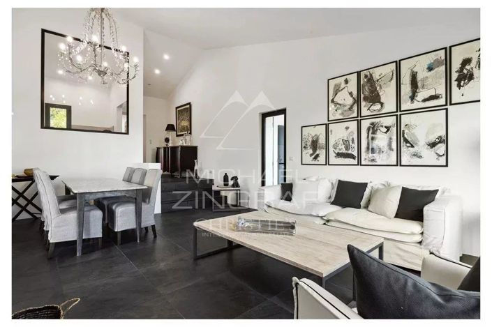 Image No.12-Maison de 7 chambres à vendre à Fayence