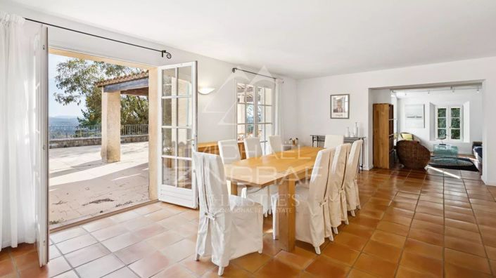 Image No.5-Maison de 4 chambres à vendre à Fayence