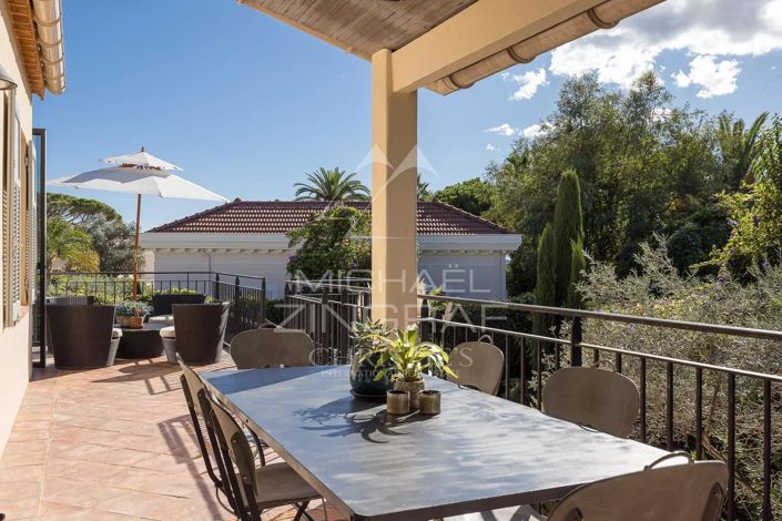 Image No.17-5 Bed House for sale