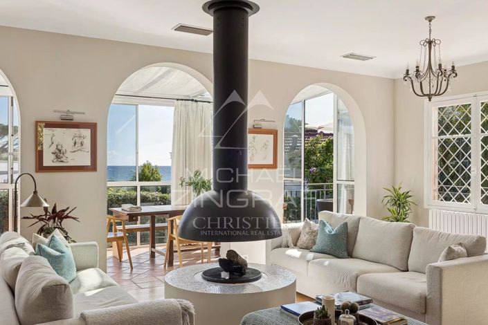 Image No.4-5 Bed House for sale