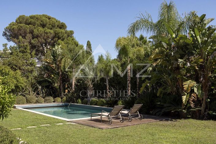 Image No.11-5 Bed House for sale