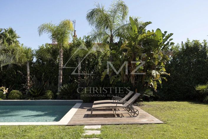 Image No.6-5 Bed House for sale