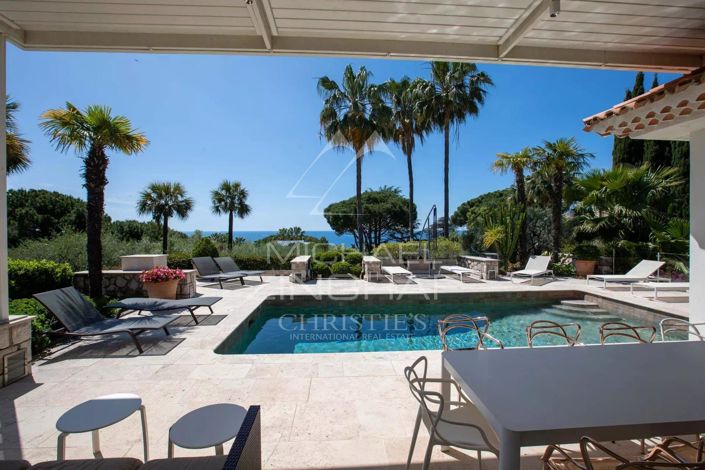 Image No.16-9 Bed House for sale