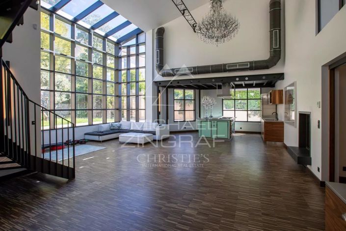 Image No.4-9 Bed House for sale