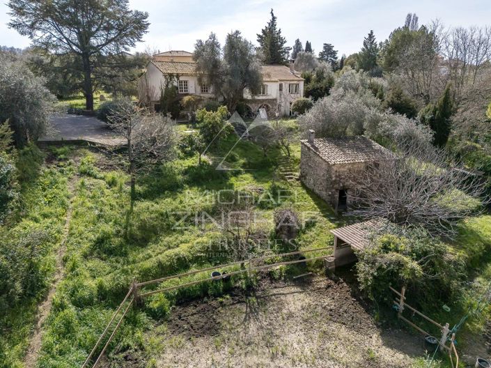 Image No.3-4 Bed House for sale