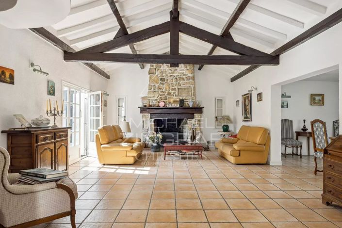 Image No.5-4 Bed House for sale