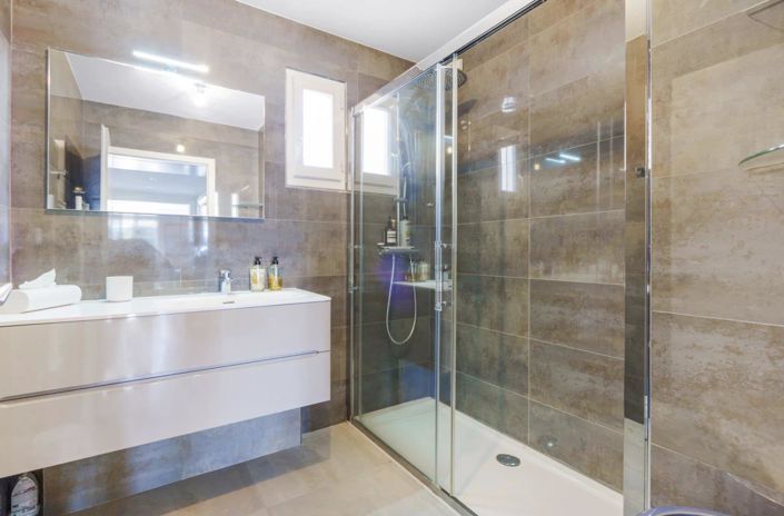 Image No.5-Appartement de 3 chambres à vendre à Saint-Tropez