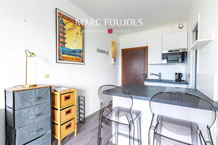 Image No.8-Apartment for sale