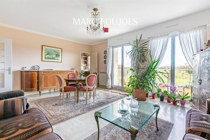 Image No.2-Appartement de 2 chambres à vendre à Chantilly