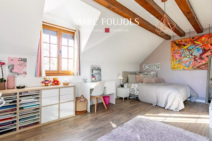 Image No.21-5 Bed House for sale