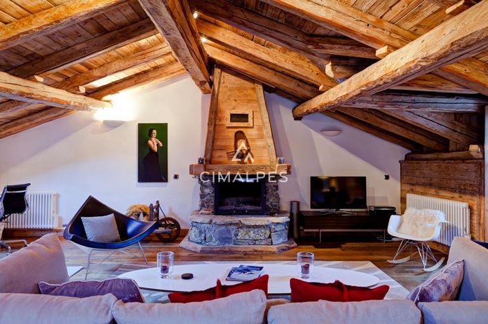 Image No.3-4 Bed House for sale