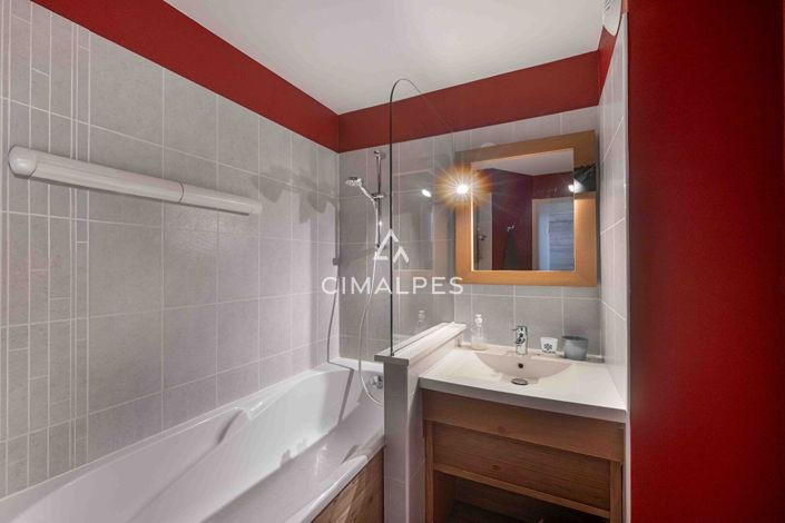 Image No.9-2 Bed Apartment for sale