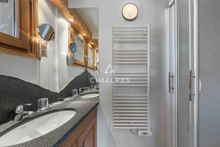 Image No.11-4 Bed Apartment for sale