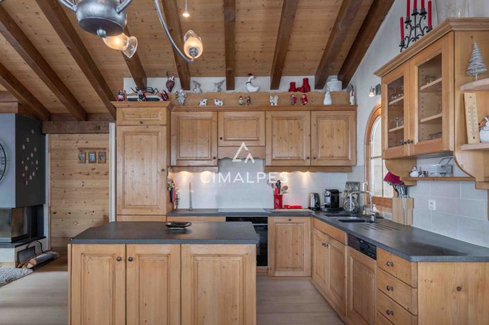 Image No.4-4 Bed Apartment for sale