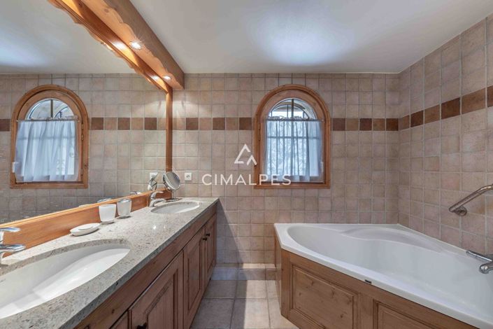 Image No.7-4 Bed Apartment for sale