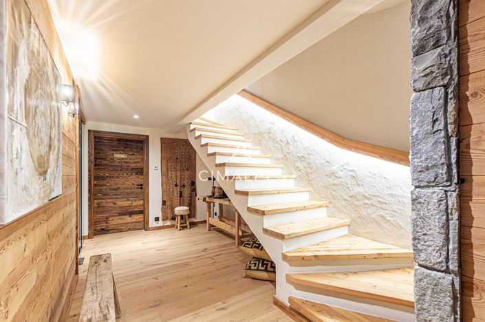 Image No.15-7 Bed House for sale