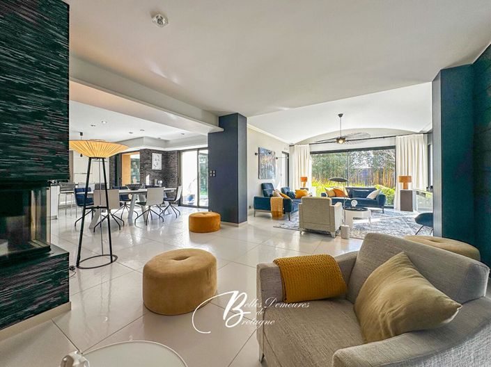 Image No.5-4 Bed House for sale