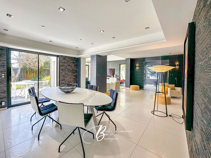 Image No.7-4 Bed House for sale