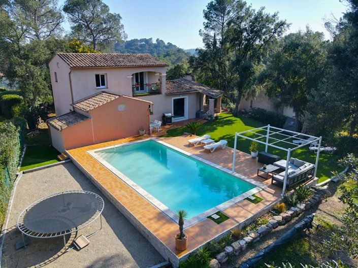 Image No.10-Maison de 4 chambres à vendre à Saint-Raphael