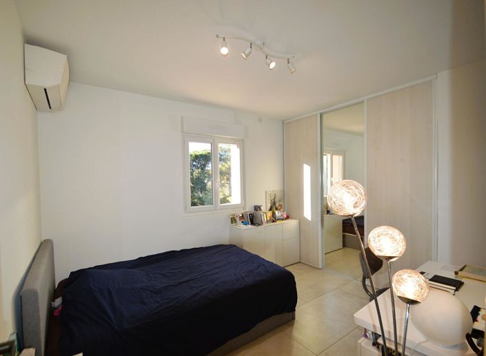 Image No.11-4 Bed House for sale