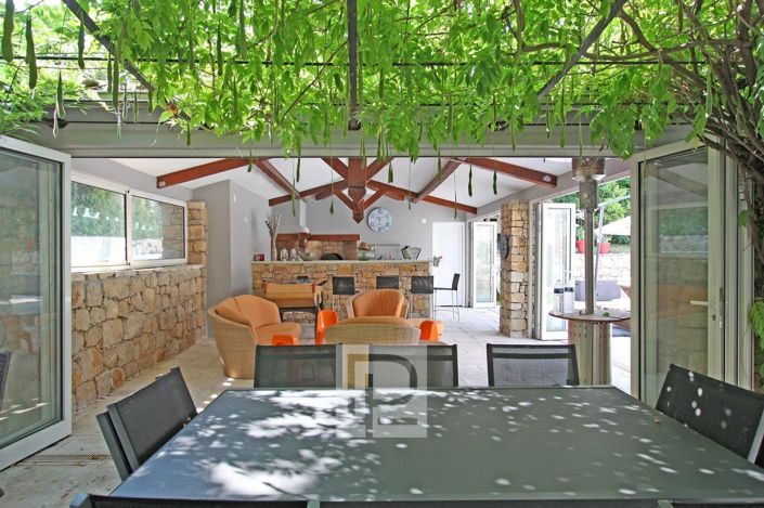 Image No.5-5 Bed House for sale