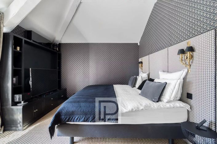 Image No.8-4 Bed House for sale