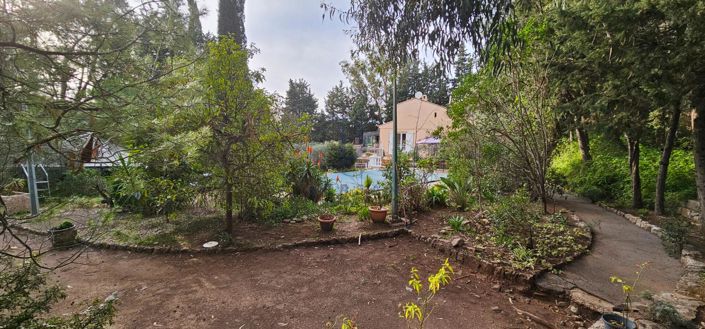 Image No.7-6 Bed Property for sale